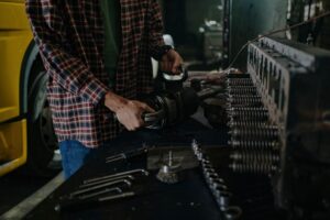 Engine overhaul cost