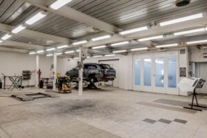auto body repair shop
