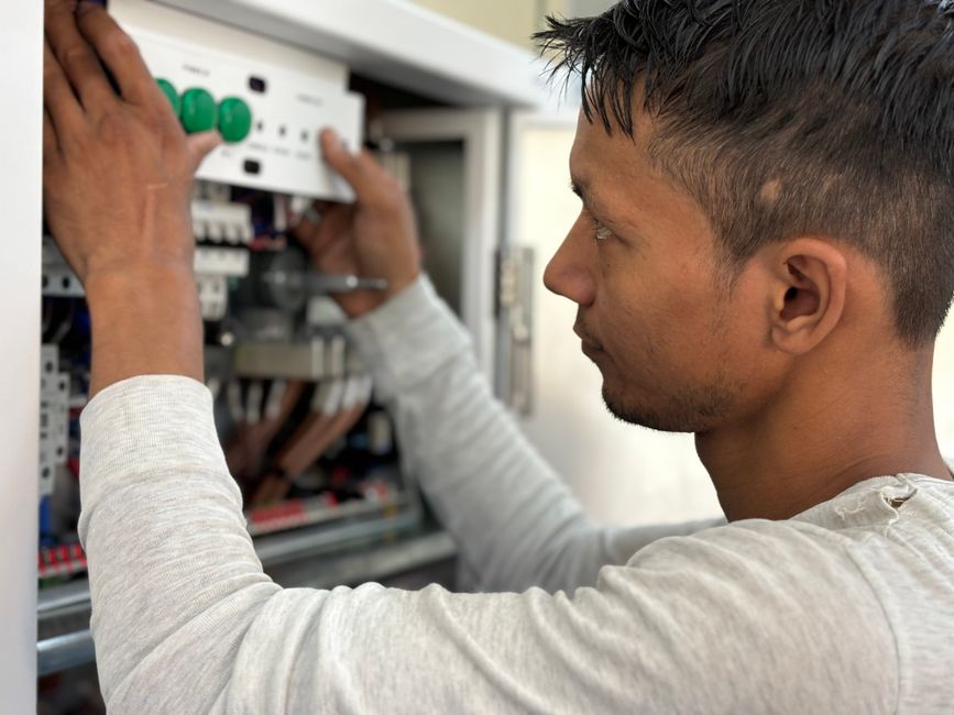 instalador electrónica náutica